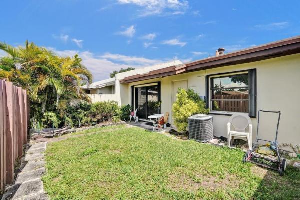13934 SW 52nd Ter, Unincorporated Dade County, Florida 33175, image 2