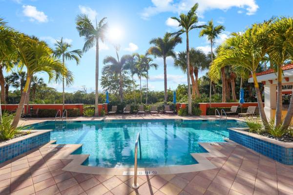 The Admiral At Jupiter Yacht Club, 500 S Us Highway 1 #202, Jupiter, Florida 33477, image 2