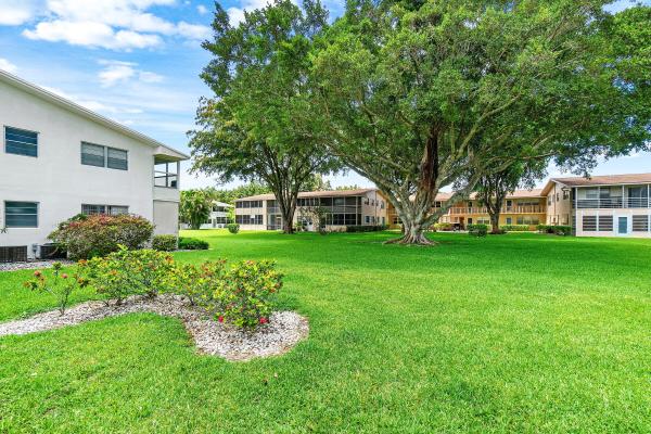 57 Canterbury C, West Palm Beach, Florida 33417, image 1