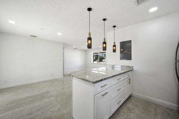 Rolling Green Ridge, 2100 N Seacrest Blvd, Boynton Beach, Florida 33435, image 2