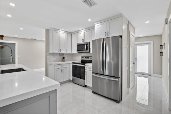 Melaleuca Isles, 12411 SW 2nd St, Plantation, Florida 33325, image 2