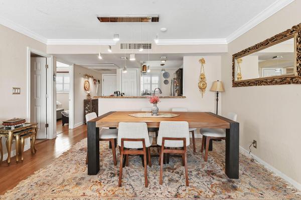 Pine Crest Village At Victoria Park, 1501 E Broward Blvd #805, Fort Lauderdale, Florida 33301, image 2