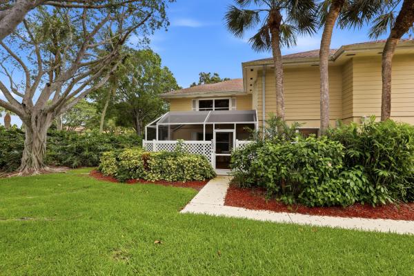 Wellesley At Boynton Beach, 6604 Dryden Ct #D, Boynton Beach, Florida 33436, image 2