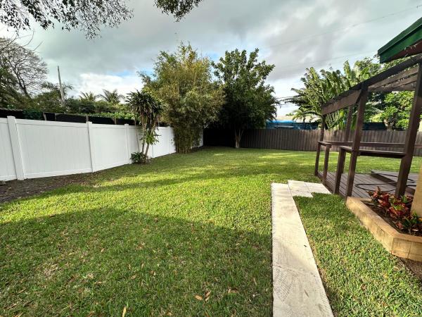 Lloyd Estates, 61 NW 35th St #1-2, Oakland Park, Florida 33309, image 2