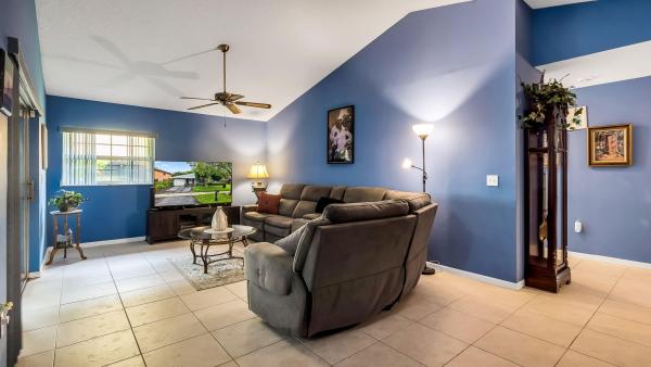 Lakeside Key, 9720 SW 12th St, Pembroke Pines, Florida 33025, image 1