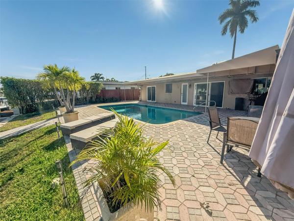 Cypress Harbor, 730 SE 3rd Ter, Pompano Beach, Florida 33060, image 3