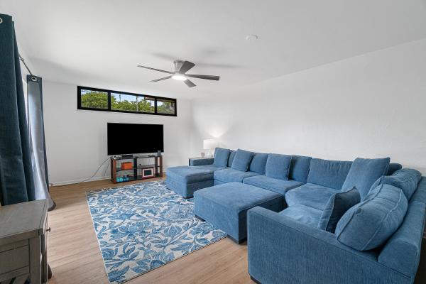 Banyan Lake, 22910 Oxford Pl #D, Boca Raton, Florida 33433, image 1