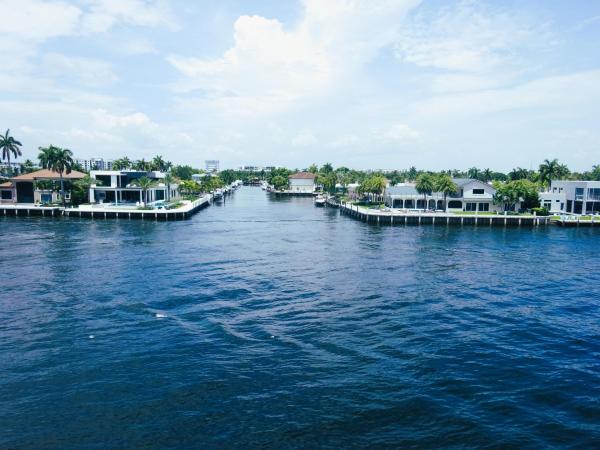 Harbor House Apartment, 201 N Riverside Dr #303, Pompano Beach, Florida 33062, image 2