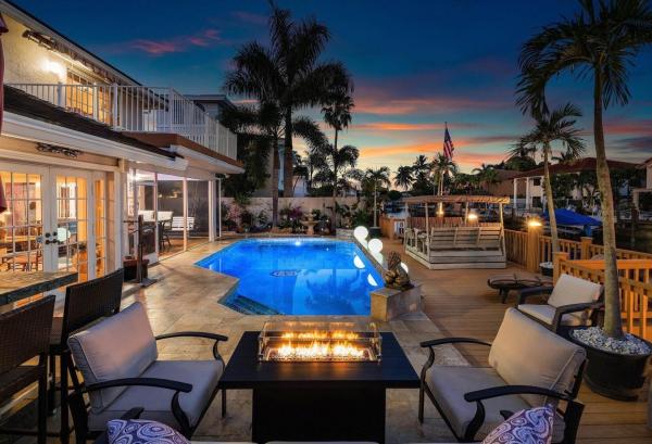 Estoville, 1548 SW 5th Ave, Boca Raton, Florida 33432, image 1