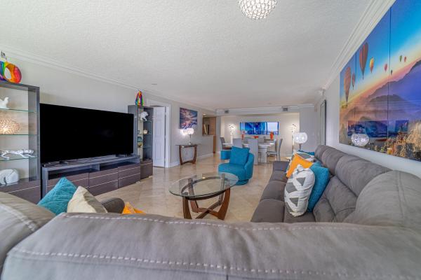 Dorchester Of Palm Beach, 3250 S Ocean Blvd #507N, Palm Beach, Florida 33480, image 3