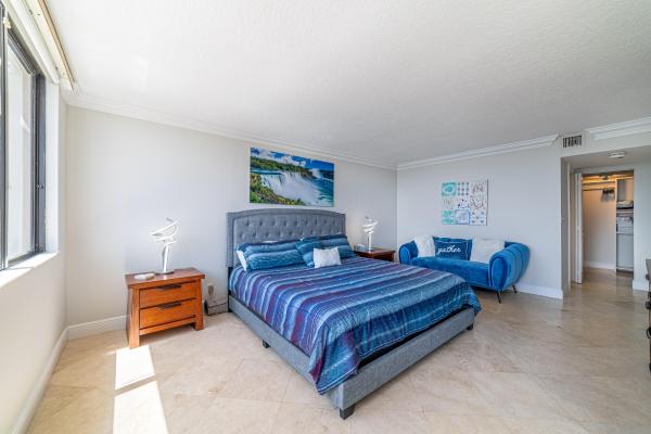 Dorchester Of Palm Beach, 3250 S Ocean Blvd #507N, Palm Beach, Florida 33480, image 2