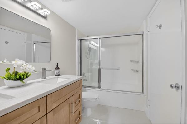 Boca Gardens, 9939 Boca Gardens Trl #D, Boca Raton, Florida 33496, image 2