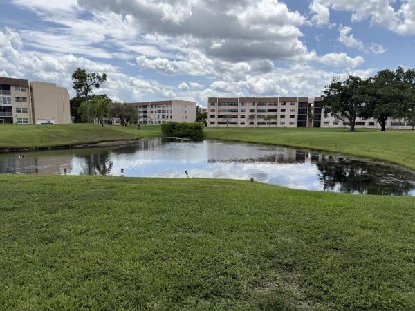Sunrise Lakes 4, 2551 NW 103rd Ave #107, Sunrise, Florida 33322, image 3