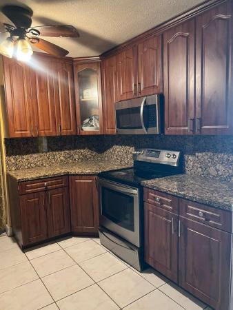 Mainlands Of Tamarac Lakes, 6100 NW 73rd Ter, Tamarac, Florida 33321, image 3