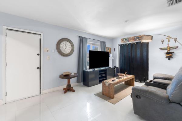 Sunnyside Estates, 2126 Washington St, Hollywood, Florida 33020, image 2