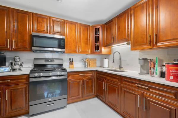 Sunnyside Estates, 2126 Washington St, Hollywood, Florida 33020, image 3