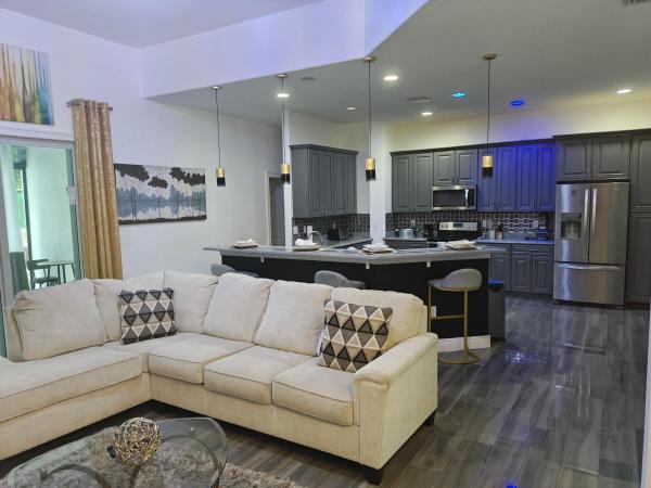 376 SW Tulip Blvd, Port St. Lucie, Florida 34953, image 1