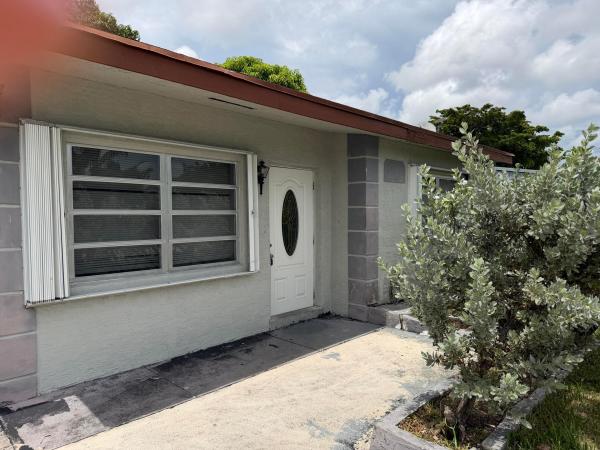 Welwyn Manor, 6129 SW 22nd St, Miramar, Florida 33023, image 1