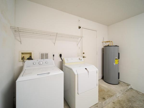 Thousand Oaks, 2052 Oakhurst Way, Riviera Beach, Florida 33404, image 3