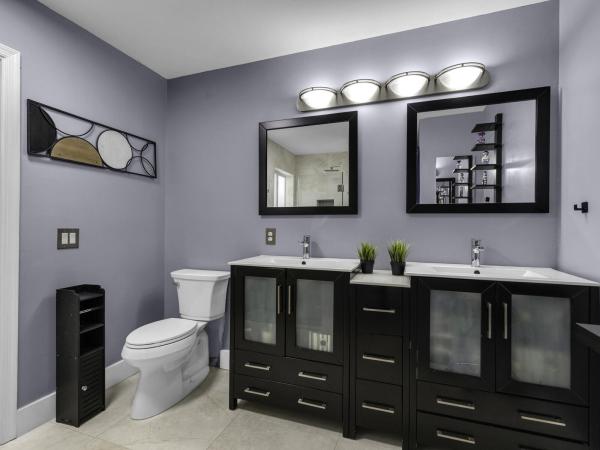 Waverly Hundred, 6440 Olde Moat Way, Davie, Florida 33331, image 1