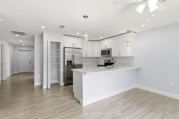 Lincoln Park, 2955 Dunbar Ave #UNIT B, Fort Myers, Florida 33916, image 3