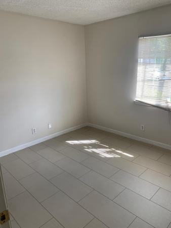 Banyan Oakridge, 4923 SW 32nd Ave, Dania Beach, Florida 33312, image 3