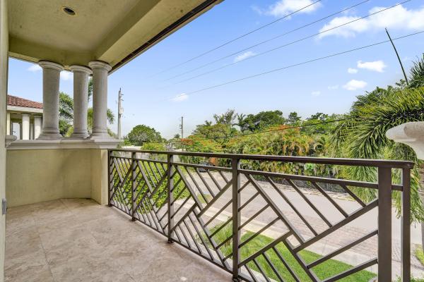 Middle River Plaza, 1400 NE 24th St, Wilton Manors, Florida 33305, image 3