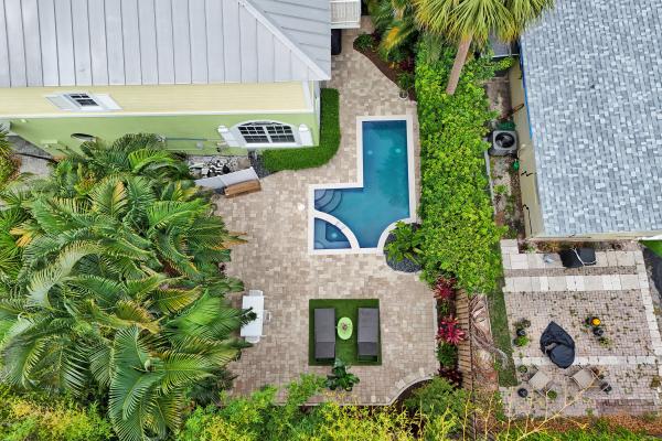 Mallory Square, 2636 NE 9th Ave #6, Wilton Manors, Florida 33334, image 1