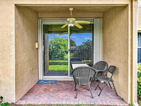 Boynton Oasis, 6396 Park Lake Cir, Boynton Beach, Florida 33437, image 1