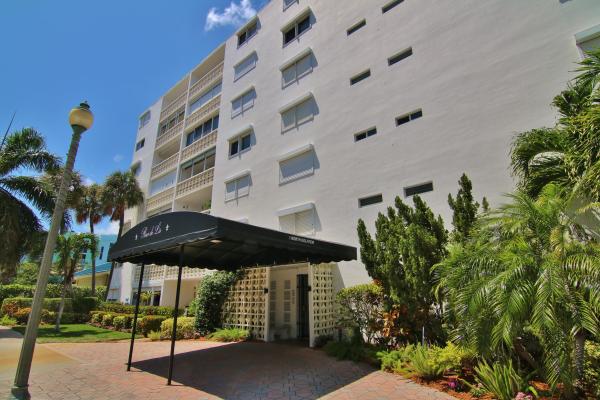 1 N Golfview Rd #205, Lake Worth, Florida 33460, image 2