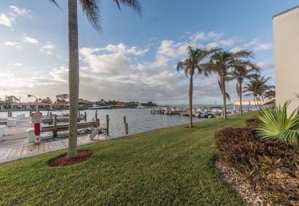 The Colonnades, 1315 Bayshore Dr #204, Fort Pierce, Florida 34949, image 2