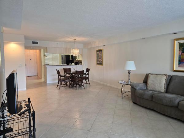 12547 Imperial Isle Dr #304, Boynton Beach, Florida 33437, image 2