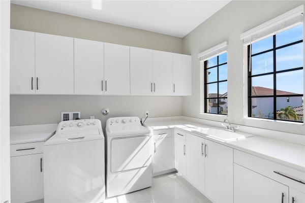 Parkland Bay, 9245 W Parkland Bay Trl, Parkland, Florida 33076, image 2