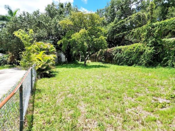 Emerald Hills, 4124 N 32nd Ct, Hollywood, Florida 33021, image 2