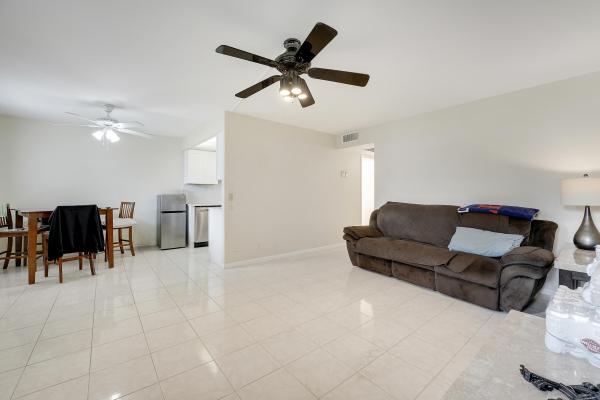 1011 Exeter A, Boca Raton, Florida 33434, image 2