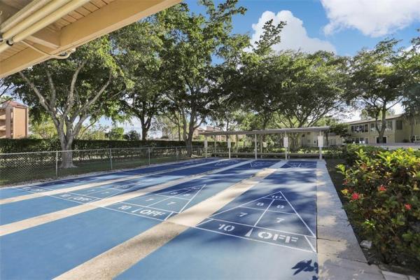 Oriole Gardens 3, 7310 NW 1st St #102, Margate, Florida 33063, image 1