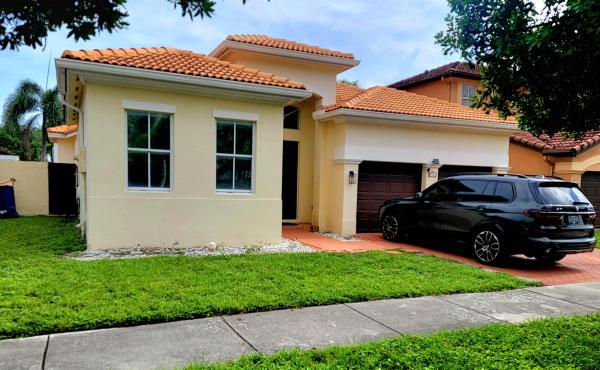 8781 NW 178th St, Hialeah, Florida 33018, image 3