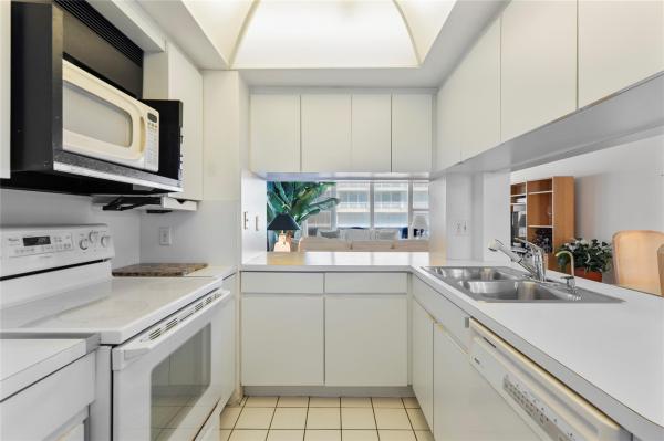 Ocean Summit, 4010 Galt Ocean Dr #802, Fort Lauderdale, Florida 33308, image 2