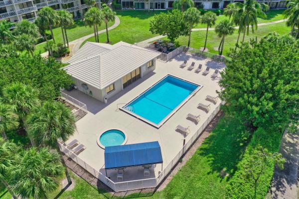 Whitehall Village, 2791 Village Blvd #302, West Palm Beach, Florida 33409, image 1