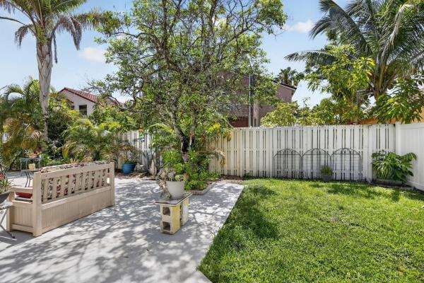 Estancia, 327 SW 191st Ter, Pembroke Pines, Florida 33029, image 3