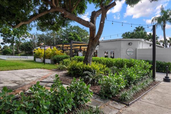 Tennis Lodges, 11863 Wimbledon Cir #440, Wellington, Florida 33414, image 2