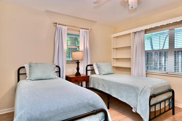 The Southend, 129 Alhambra Pl, West Palm Beach, Florida 33405, image 1