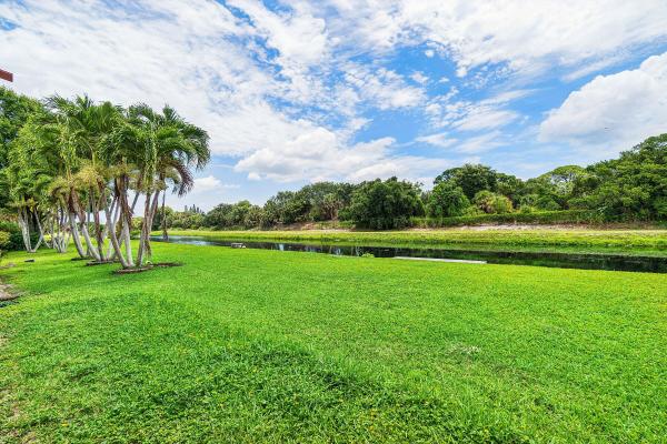 Boynton Lakes 3, 120 Mayfair Ln, Boynton Beach, Florida 33426, image 3