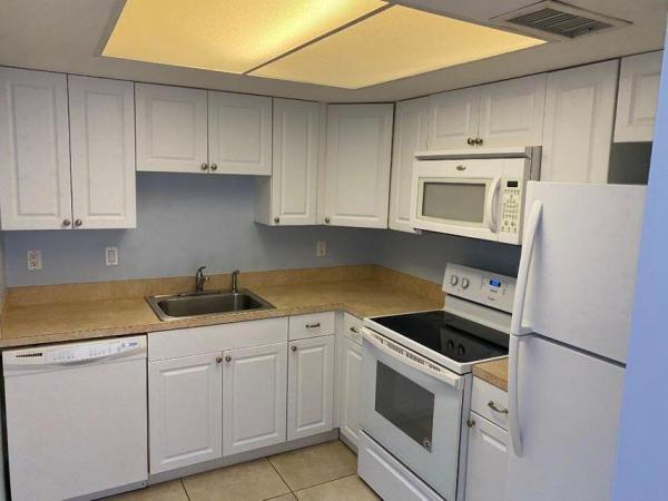 120 Wettaw Ln #112, North Palm Beach, Florida 33408, image 1