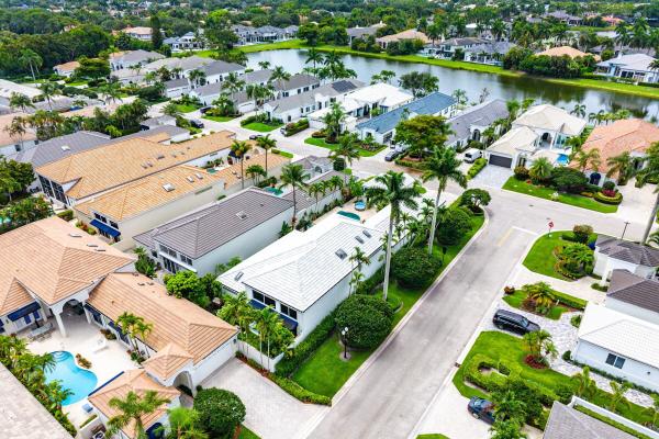 Clubside At Woodfield Country Club, 3507 NW Clubside Cir, Boca Raton, Florida 33496, image 2