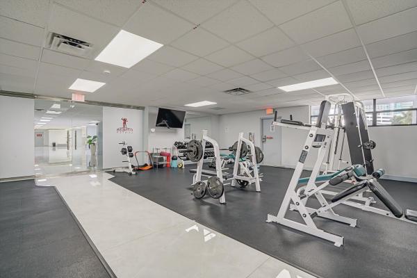 Towers Of Oceanview South, 600 Parkview Dr #531, Hallandale Beach, Florida 33009, image 2