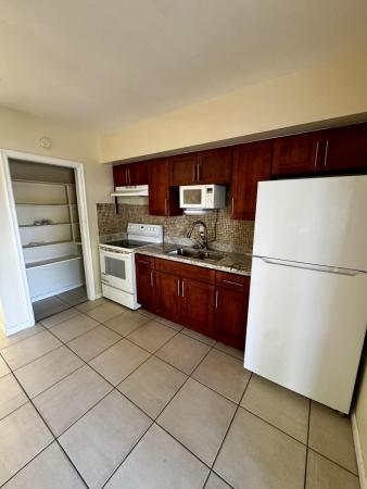 Chatham Hills, 2824 N Dixie Hwy, Boca Raton, Florida 33431, image 2