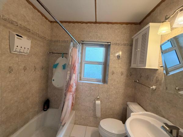 Northmoor Gardens, 208 NW Avenue H Pl, Belle Glade, Florida 33430, image 1