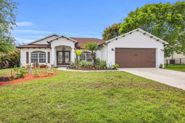 2644 SW Fairgreen Rd, Port St. Lucie, Florida 34987, image 2