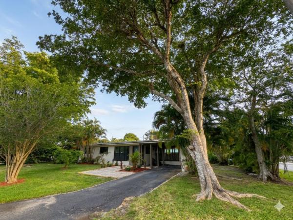 2513 NW 8th Ave, Wilton Manors, Florida 33311, image 2